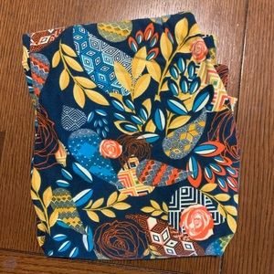 Tall and Curvy Lularoe leggings